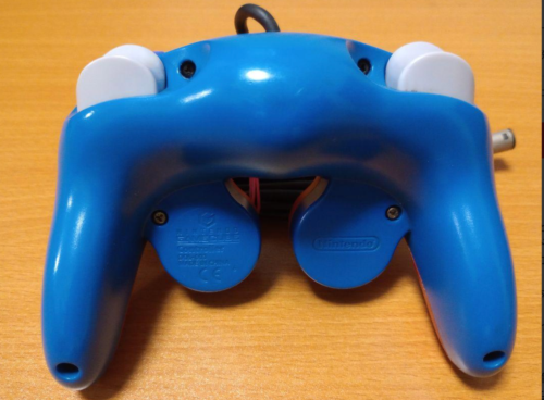 Nintendo Game cube Controller Club Nintendo Limited Mario Color used tested - Picture 6 of 9