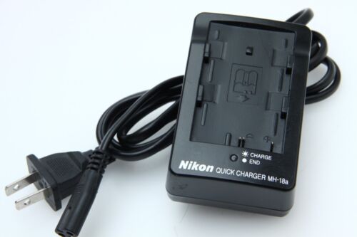 Nikon MH-18a Schnellladegerät mit Netzkabel getestet
