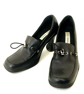 Steve Madden Womens 7.5M Black Leather Block Heel Loafer Toggle Toe Adjustable
