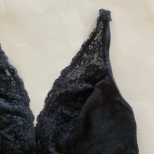 NWT SOMA Bralette Lace Plunge Black No Wire Lace Softcup Bra Sz L - Afbeelding 2 van 8