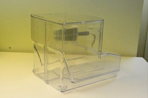 Radeus Scoop Self Serve Clear Food Dispenser Dry Bin 830 12/16/13 Trade Fixture - Picture 11 of 21