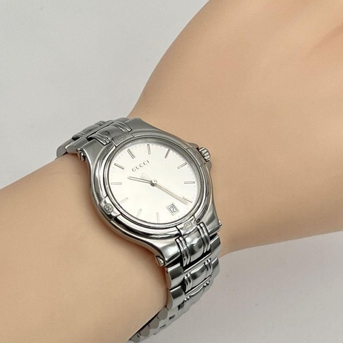 Gucci 9040M Silver Dial Date Men's Qz Watch Working item Japan Near Mint F/S - Picture 2 of 8