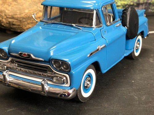 Imperfect 1:24 Diecast Danbury Mint 1958 CHEVROLET APACHE PICKUP TRUCK AS-IS - Picture 3 of 22