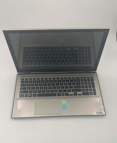 Toshiba Satelite L55W, 10 GB RAM, 500 GB HDD, Core i3 - Imagen 5 de 8