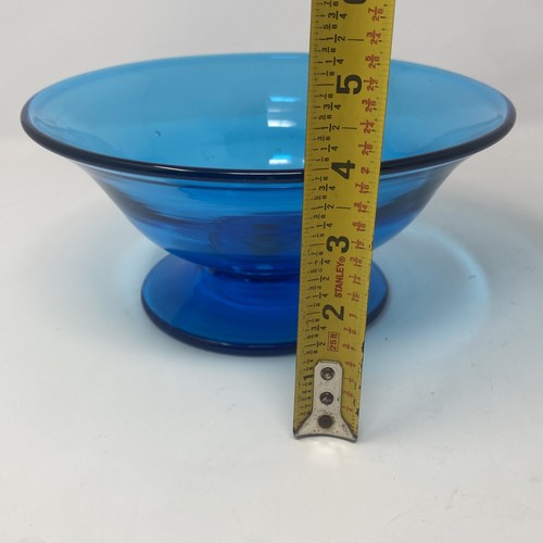 Cuenco azul de vidrio soplado con patas Blenco? 8,5” - Imagen 11 de 11