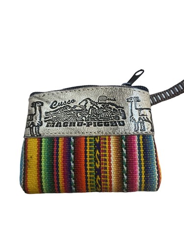 Cusco Machu Picchu Hand Carved Leather Coin Pouch Made in Peru 4x3inches - Picture 2 of 6