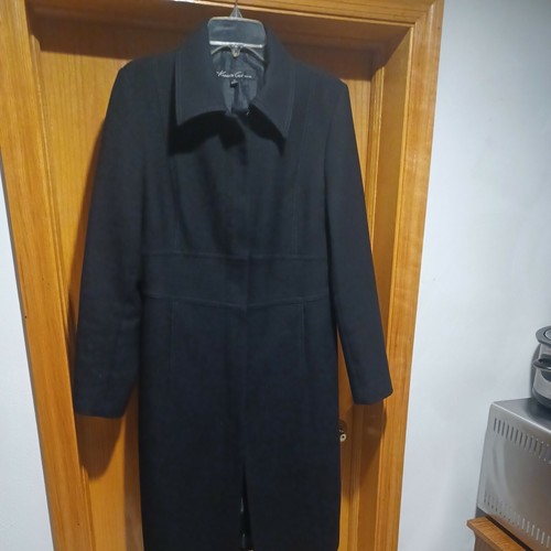 Black Kenneth Cole wool coat size 12
