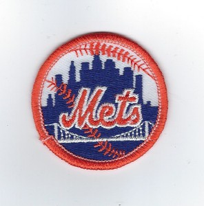 1980-039-s-New-York-Mets-patch-skyline-logo-vintage