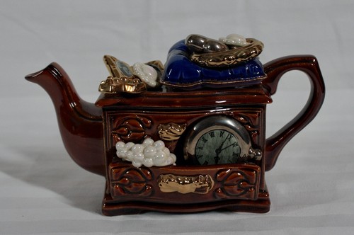 RARE! DISCONTINUED PAUL CARDEW 2 CUP JEWELRY BOX TEAPOT 4 1/2' TALL NEW WITH TAG - Picture 1 of 5
