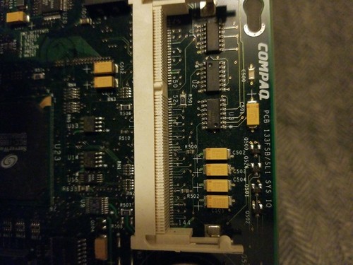 Compaq ProLiant ML370 circuit board w/ pentium III processor and 5 plug-in cards - Bild 4 von 12