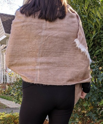 Handmade Wrap/Shawl NWOT made of luxurious soft Alpaca wool  - Picture 9 of 10