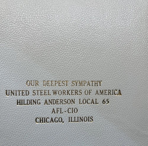 1961 Catholic Memorial Bible Steelworkers Local 65 AFL-CIO caja de cedro Chicago ILL - Imagen 7 de 12