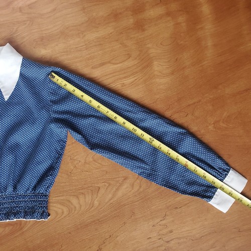 Vintage 70s Smocked Crop Top XS Blue Polka Dot White Dagger Collar Brady Bunch - Picture 15 of 19
