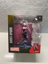 McFarlane Marvel GHOST- SPIDER 1:10 Statue From Amazing Spider-Man #1 Comic. NEW