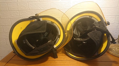 Obsolete fire brigade helmets x 2 - Picture 8 of 12