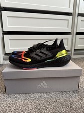 Adidas Ultraboost 22 Linear Energy - Black / Gold - HQ0965 - 10.5