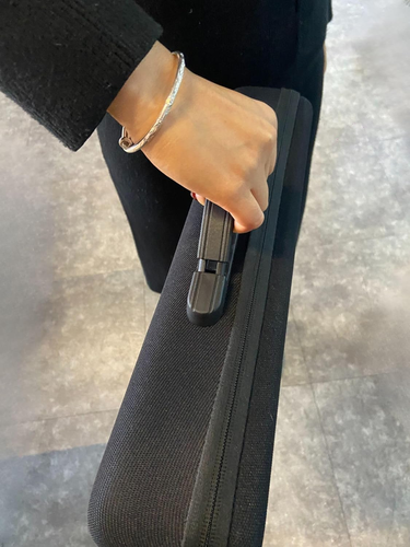 Upspec Gaming Xscreen Case - Entwickelt für Xbox - Hält den Xscreen beim Anbringen - Bild 6 von 12