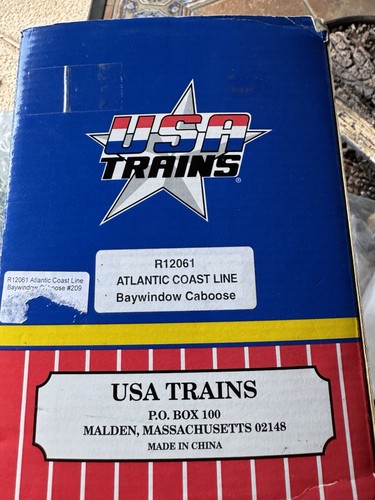 G Scale USA trains 1:29 Atlantic Coast Line Caboose R12061 NOB Lights - Picture 9 of 9