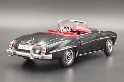 Minichamps 1:18 Mercedes 190 SL nero - Foto 6 di 9