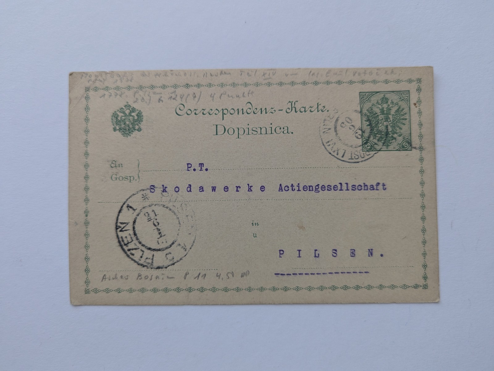 Foto 10 di 13