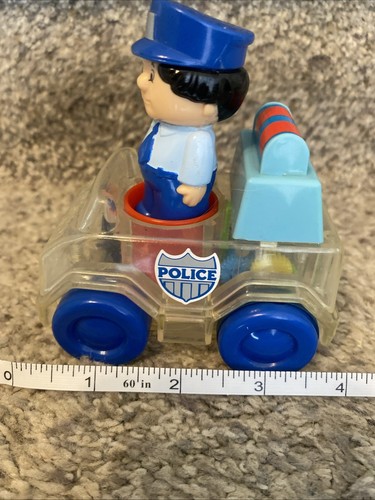 Vintage 10 Piece Toy Police And Police Car Bundle - Picture 14 of 17