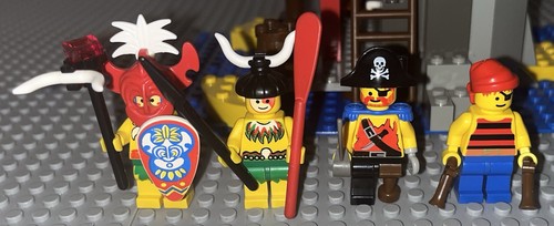 Lego 1788 Pirates I Pirate Treasure Chest Set Vintage Manual Minifigures - Picture 2 of 5