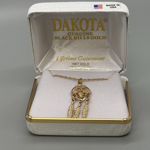 Dakota Black Hills Gold dreamcatcher 10kt three leaf pendant necklace - Picture 4 of 8