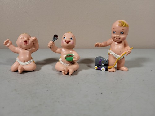 Menge 3 Vintage Galoob Magic Windel Babys Mini Figur Spielzeug - Bild 1 von 4