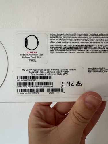 New Auth + Sealed In Box Apple Series 8 Midnight Aluminum Case Sport Band iWatch - Picture 5 of 8