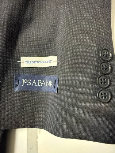 Jos. A. Bank 41R (35 W) Charcoal Grey - Wool Suit REGULAR FIT (TRADITIONAL FIT) - Picture 4 of 11