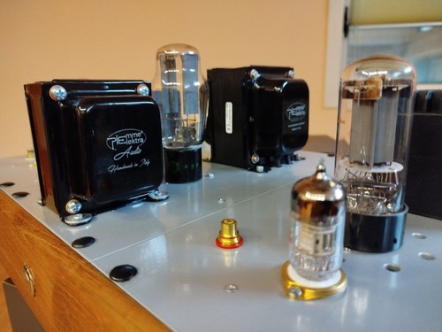 Stereo Röhrenverstärker - Bild 2 von 6