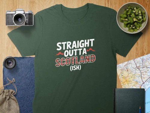 Straight Outta Scotland Scottish Inspired (Ish) T-Shirt - Afbeelding 2 van 30