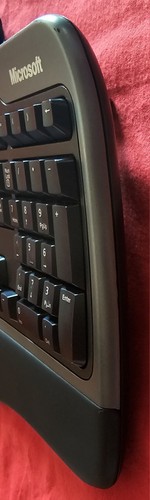Microsoft Natural Ergonomic Keyboard 4000 V1.0 KU-0462 Black Wired USB - Tested - Picture 7 of 24