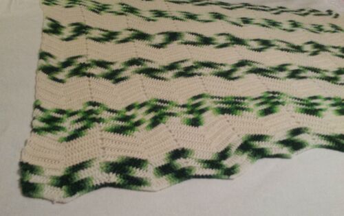 Vintage Handmade Crochet Afghan Throw Cream Green Chevron Color Block 58"x67" - Picture 3 of 8