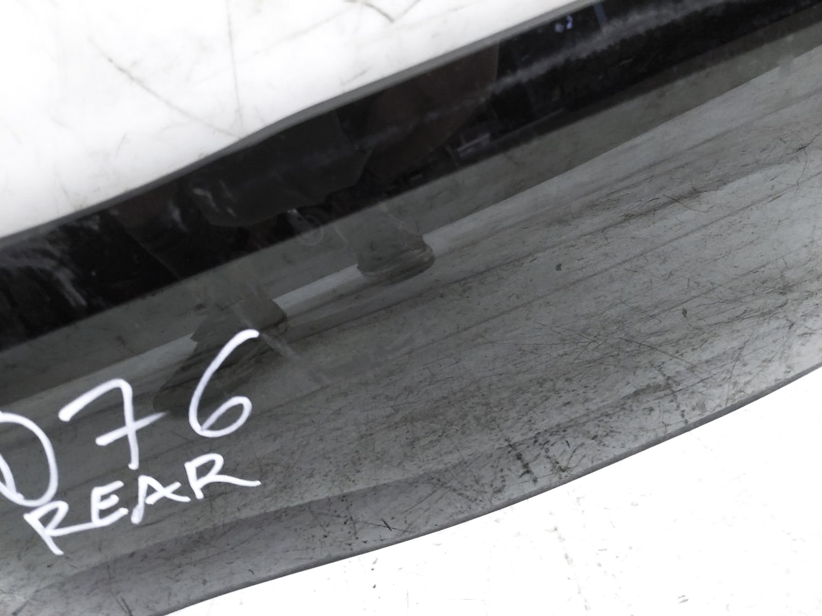 Toyota Prius 2004-2009 Lower Back Window Glass - Heated, With Free Glue 12 thumbnail image