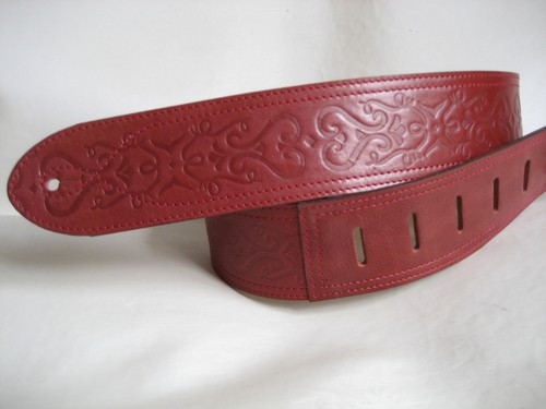 UNIQUE DK RED LEATHER DESIGNER GUITAR/BASS STRAP - Picture 3 of 9