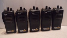 Lot of 5 Icom BEARCOM BC100U UHF 450-512 MHz 4 Watt 16 CH Two Way Radios
