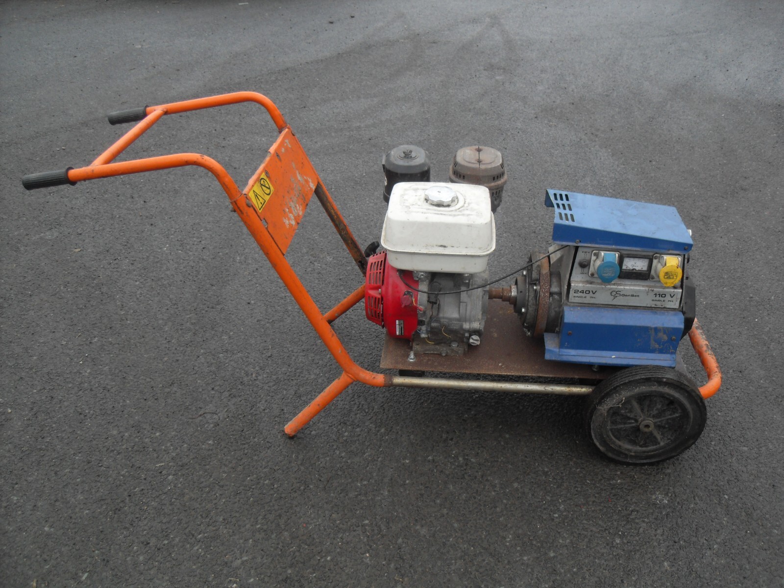 Portable Genset Honda Gx 390  Petrol generator 110v  / 240v Welder