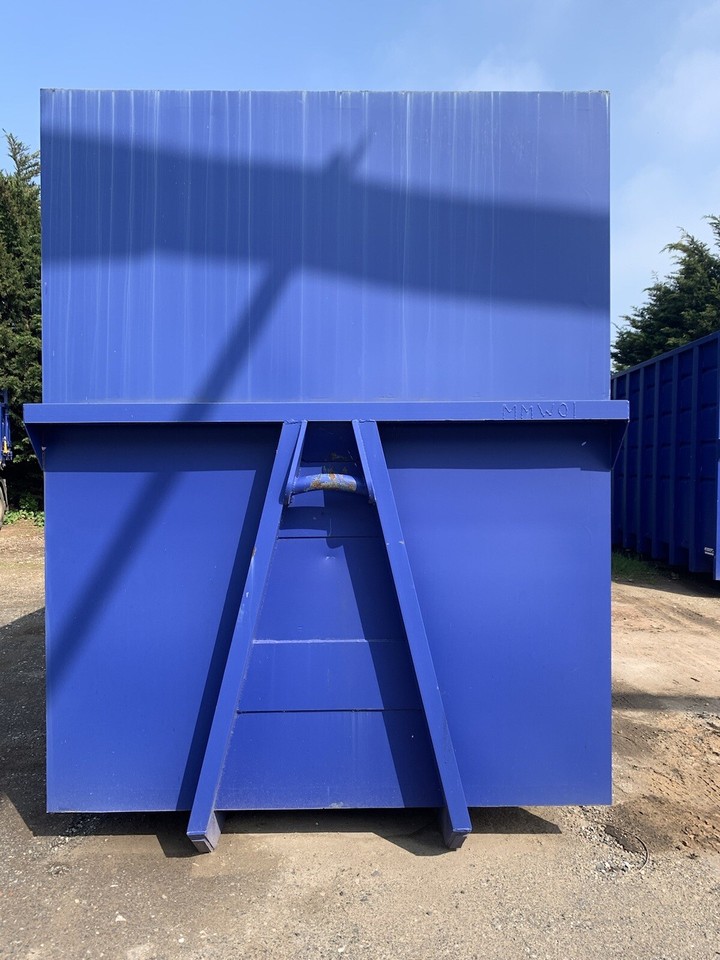 Roro Skip. Roro Bin. Skips 50 Yard Enclosed eBay