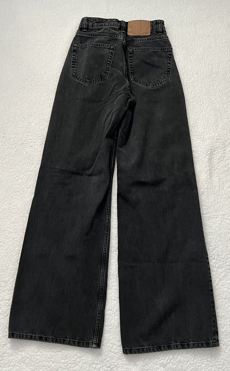 Divided H&M Women's Hi Waist Wide Flare Denim Jeans Divided H&M Women's Hi Waist Wide Flare Denim Jeans