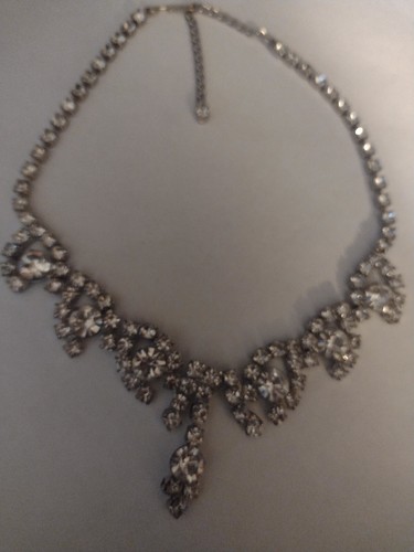 Atemberaubender brillanter Strassschmuck - Bild 16 von 19