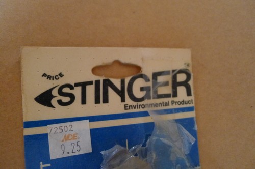 Original Vintage GE Black Light Bulb F12 T8 BL STINGER B15A - Picture 3 of 4