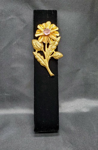 Gold Tone Metal Flower Pink Rhinestone Brooch Lapel Pin - Picture 6 of 11