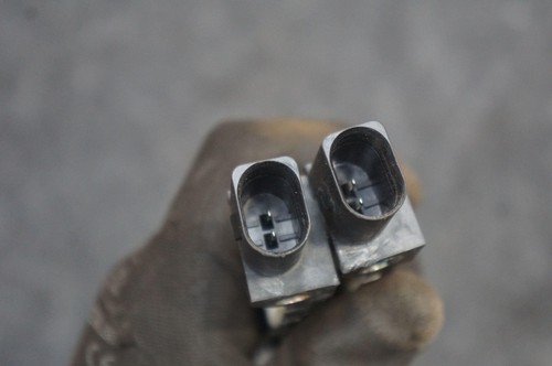 Set Front Left Right Sensor OEM 7L0909606C Bentley Continental Flying Spur 03-12 - Picture 3 of 5