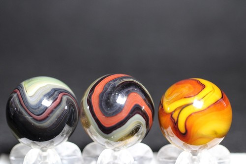 Jabo "Ace" Box of Marbles - Picture 3 of 5