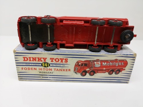 DINKY TOYS # 941 Foden 14 Ton Tanker Mobilgas Mobil - MB - Picture 8 of 8