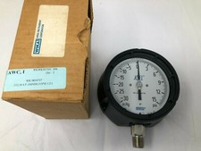 Wika Instruments 9834737 232-34 4.5 -30 INHG/15PSI 1/2" L Vacuum & Pressure Gage