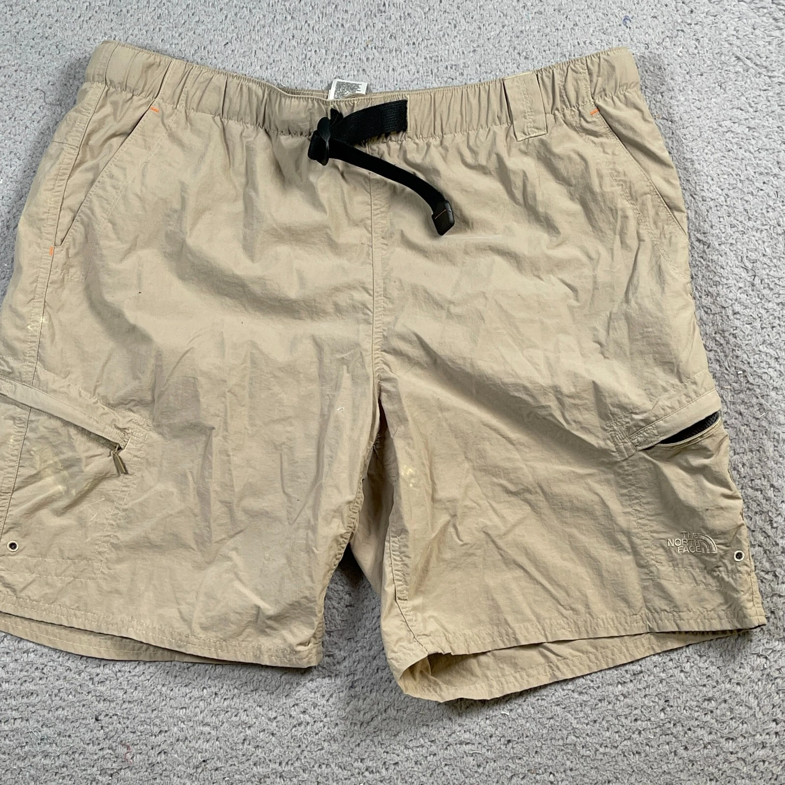 The North Face Shorts Men's Large Khaki Mesh Lined Belted Hiking Outdoor Cargo