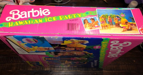 Vintage Barbie Hawaiian Ice Party Playset Luau BBQ Mattel 1990 *READ* - Picture 3 of 9