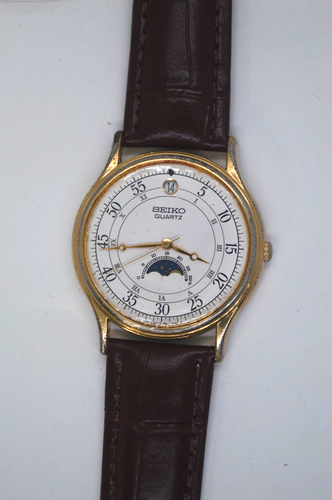 Vintage Seiko Mondphase Datum Uhr 6F22-7009 Neu Batt. Neues Band GARANTIERT''